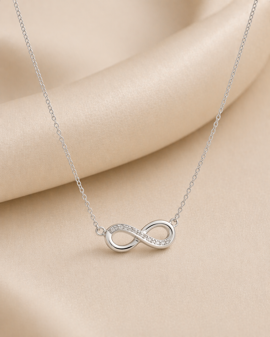 Collar Senza fine