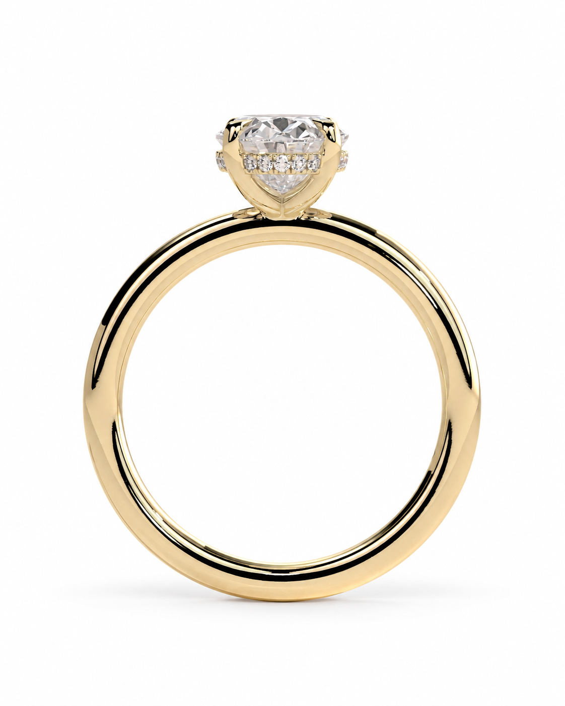 Anillo Diamante corte Oval Oro 18K y Riel de Diamantes
