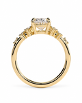 Anillo Romántico corte Oval Oro 18K