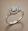 Argolla Halo de Diamantes en Oro Blanco 18k