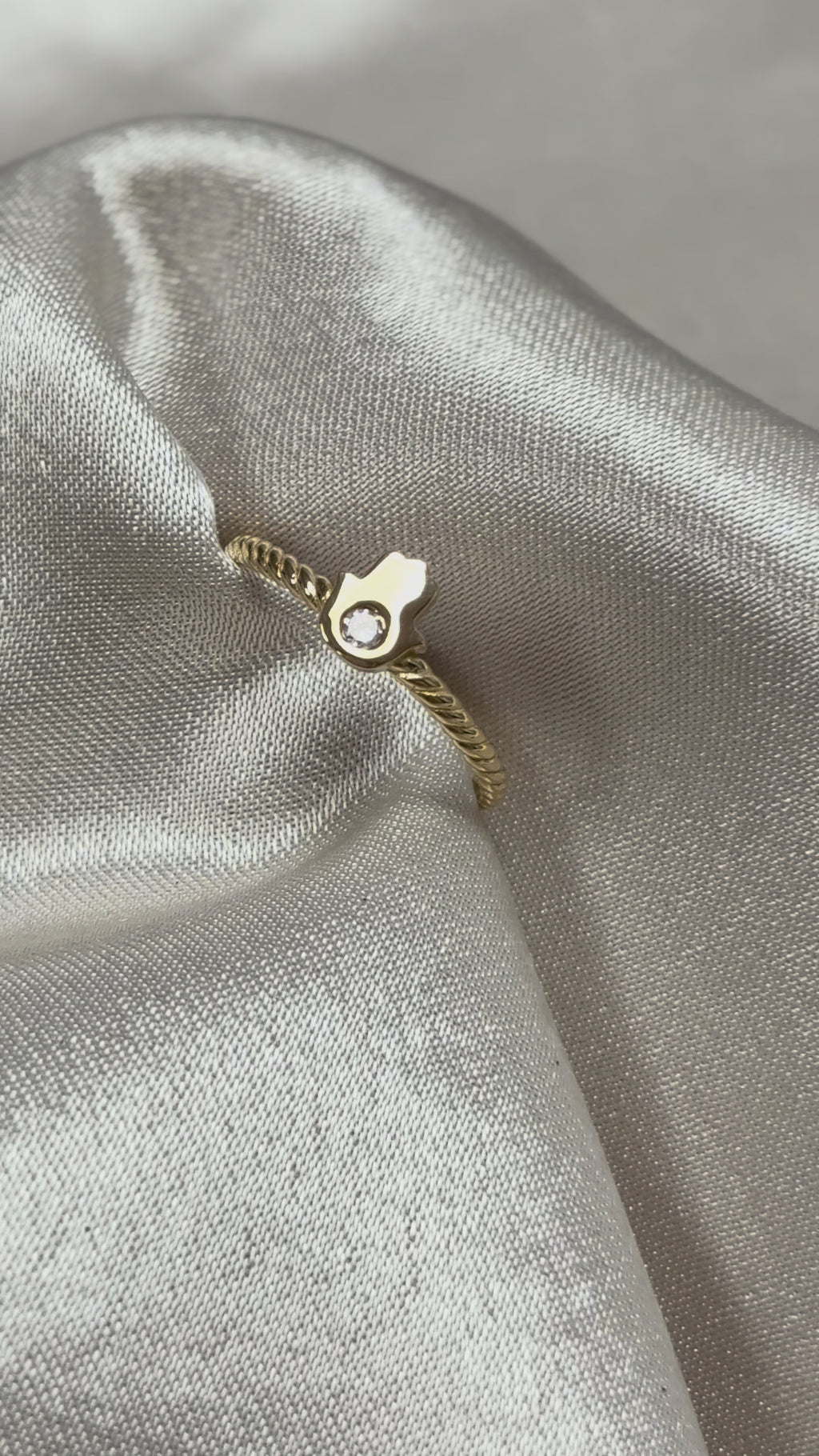 Anillo Mano de Fátima